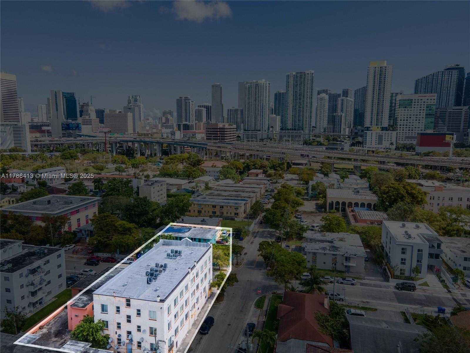 Small Image of 440 SOUTH WEST 5TH AVE, Miami Number 23