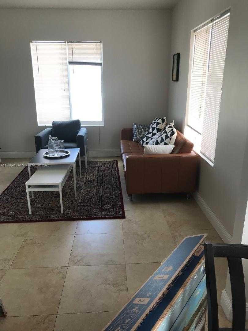 Small Image of 440 SOUTH WEST 5TH AVE, Miami Number 30