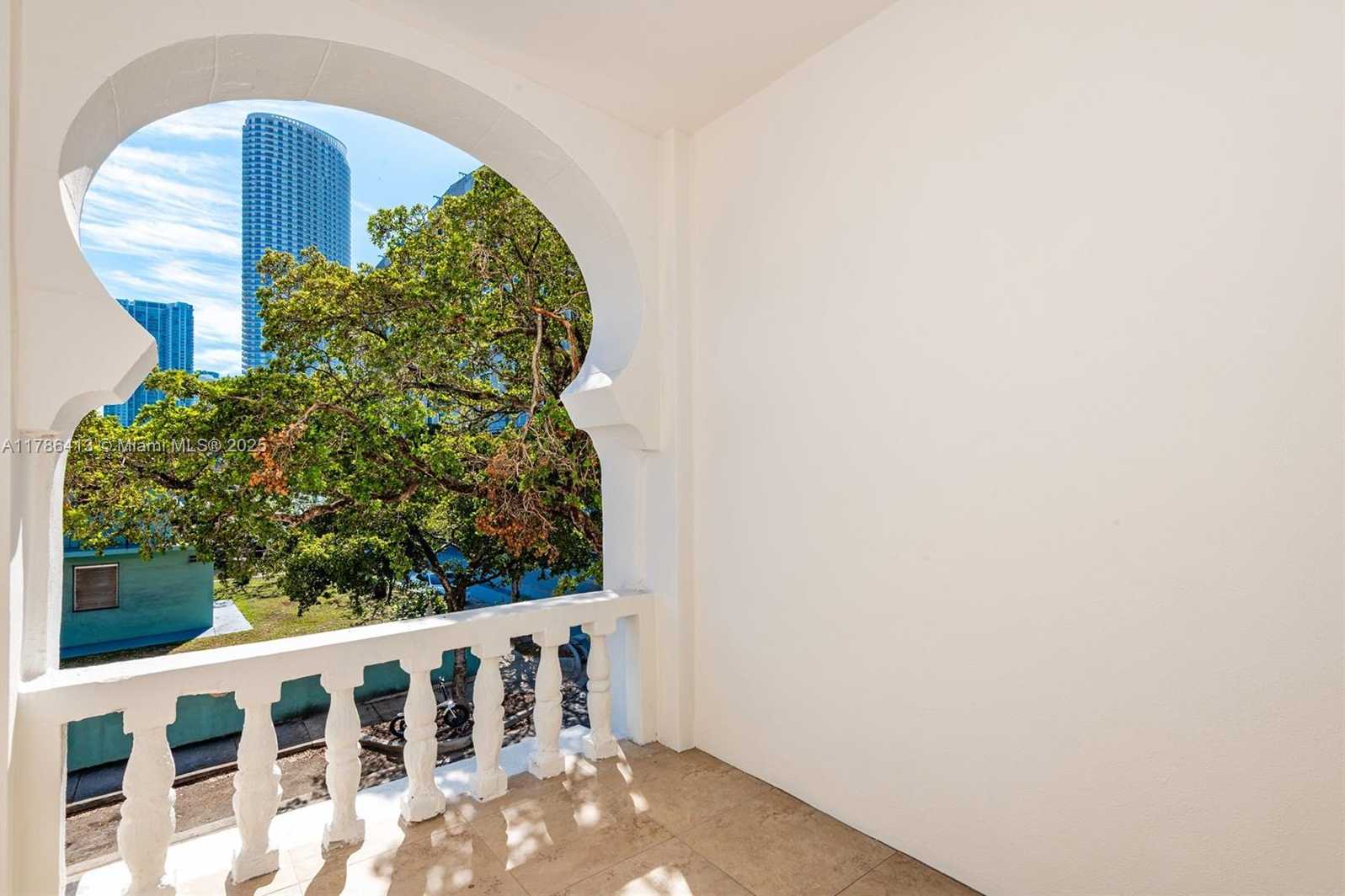 Small Image of 440 SOUTH WEST 5TH AVE, Miami Number 41
