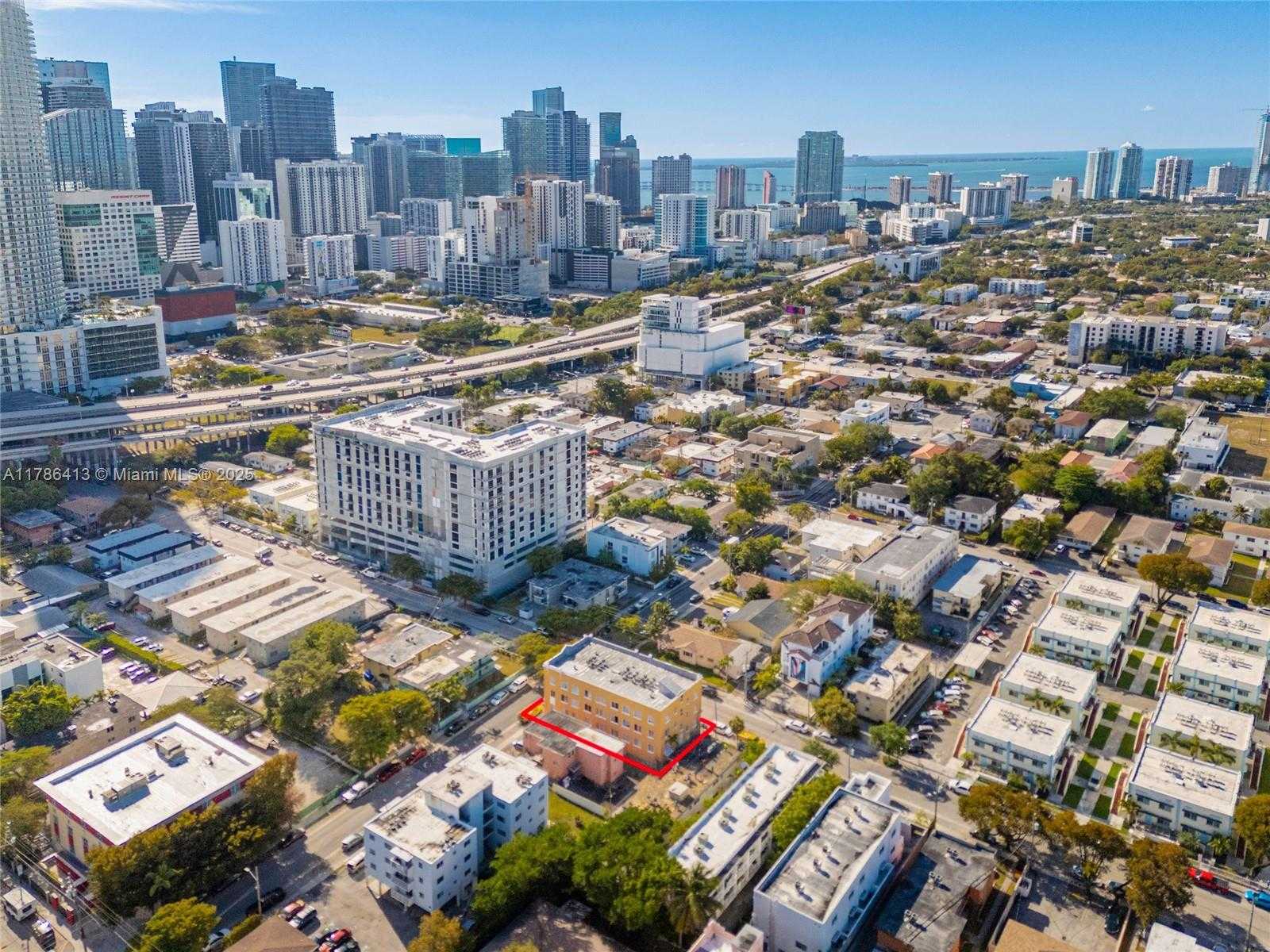 Small Image of 440 SOUTH WEST 5TH AVE, Miami Number 7