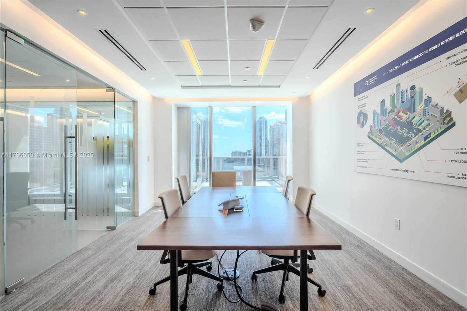 Small Image of 501 BRICKELL KEY DR #600-700, Miami Number 7