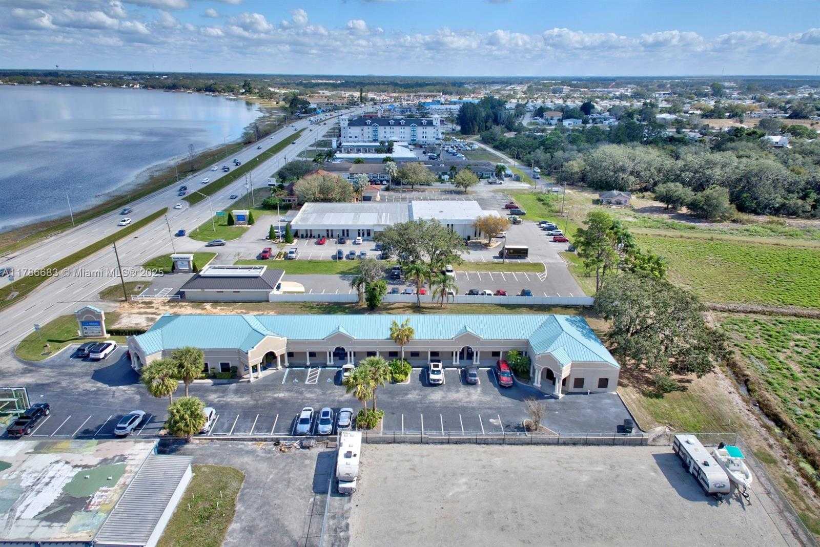 Small Image of 2153 US HIGHWAY 27 HWY S, Sebring Number 2