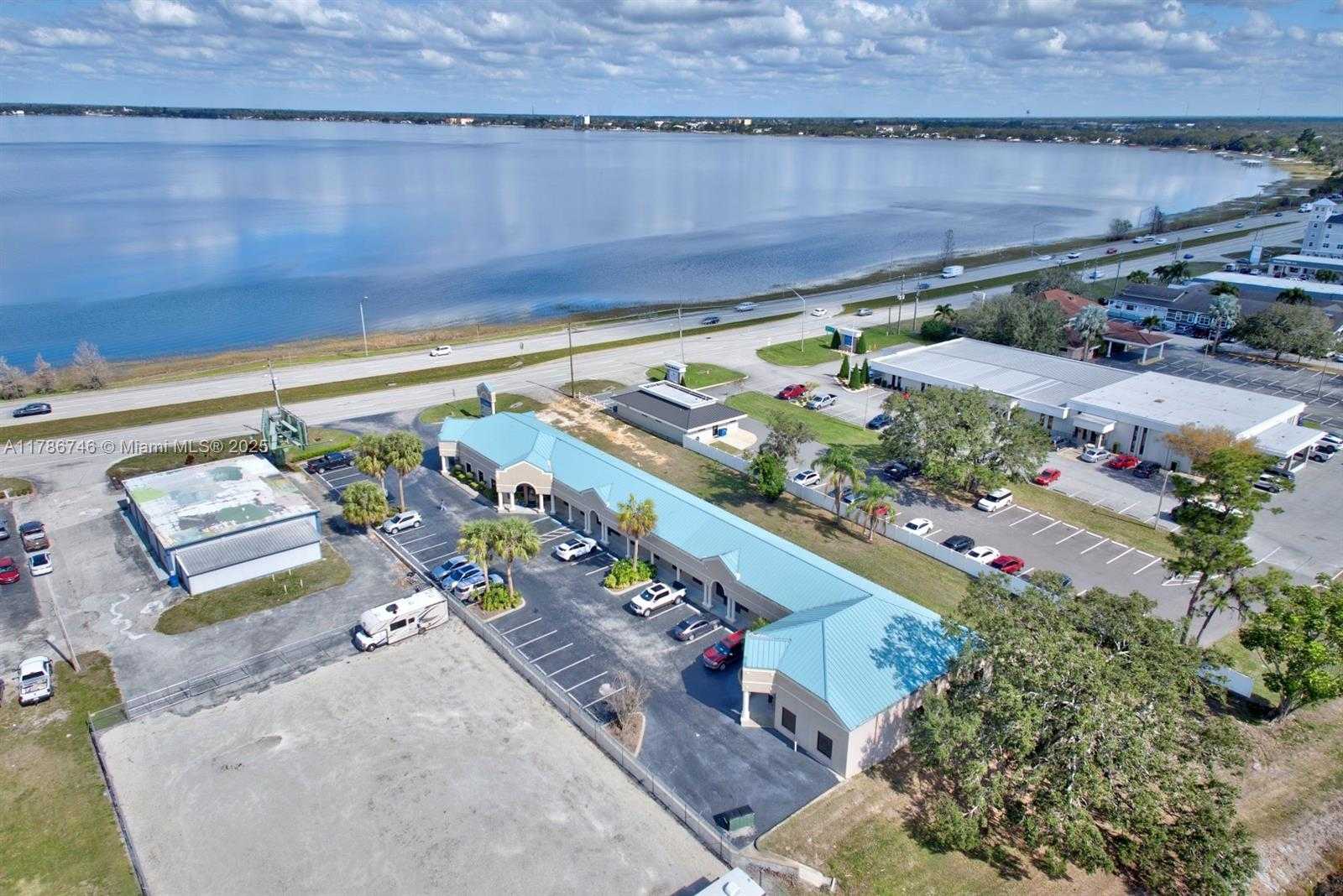 Small Image of 2153 US HIGHWAY S, Sebring Number 20