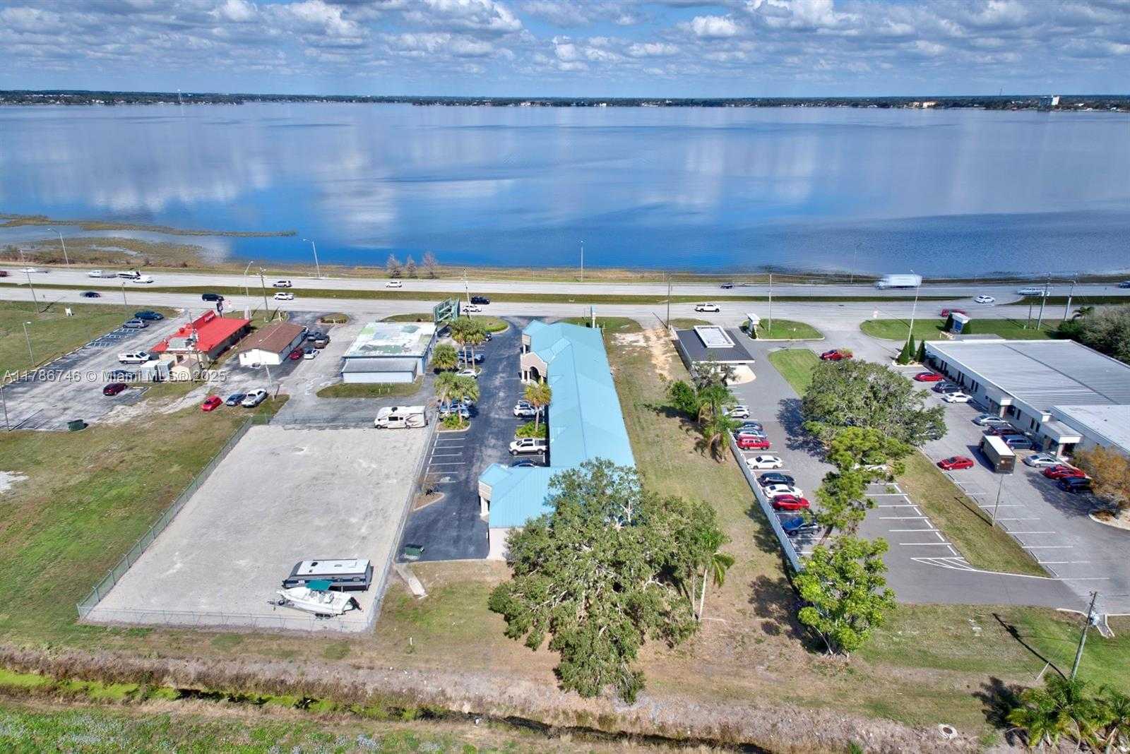 Small Image of 2153 US HIGHWAY S, Sebring Number 21