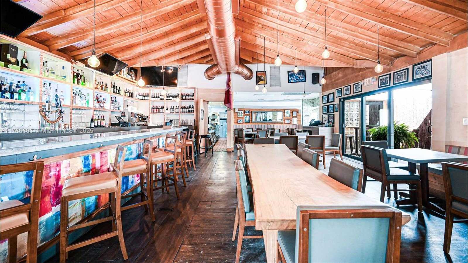 Small Image of 2426 NORTH EAST 2ND AVE, Miami Number 4