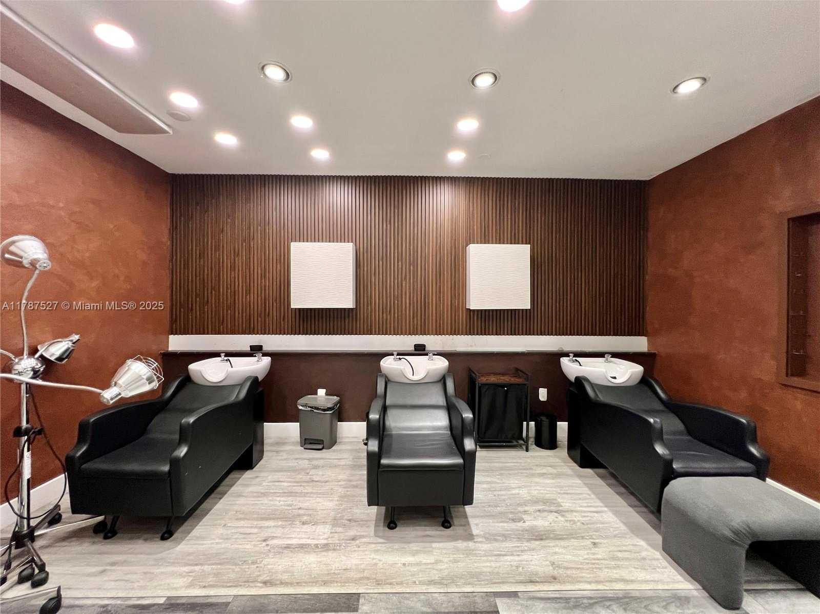 Small Image of 1735 SOUTH WEST 22ND ST, Miami Number 5
