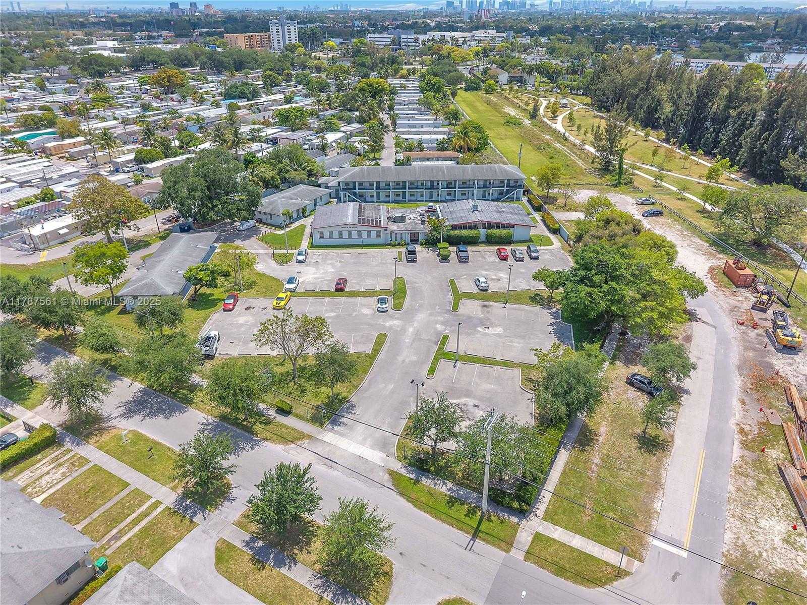 Small Image of 1180 NORTH WEST 99TH ST, Miami Number 9