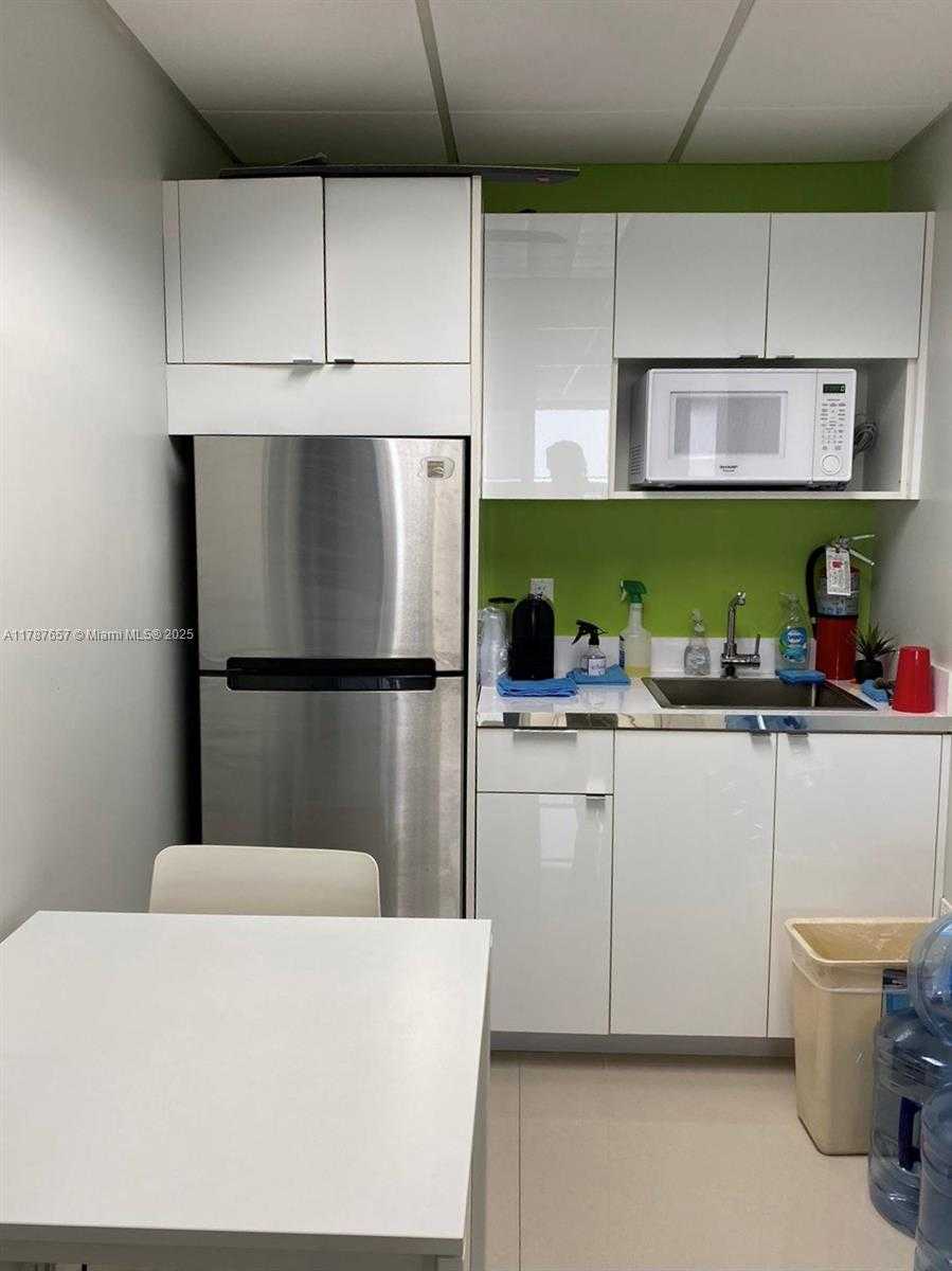 Small Image of 2100 PONCE DE LEON BLVD #1260, Coral Gables Number 12
