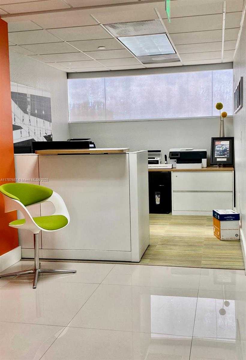 Small Image of 2100 PONCE DE LEON BLVD #1260, Coral Gables Number 2