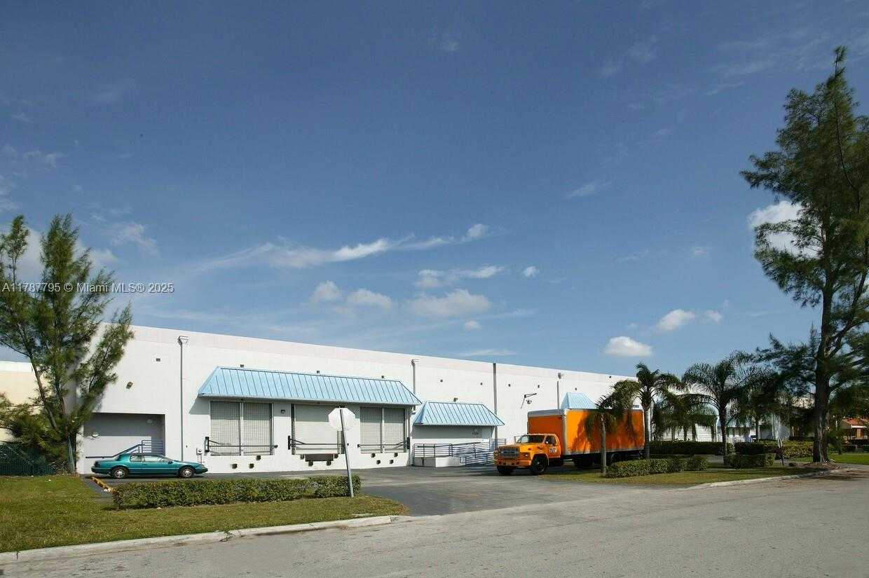 Small Image of 7101 NORTH WEST 51ST ST, Miami Number 2
