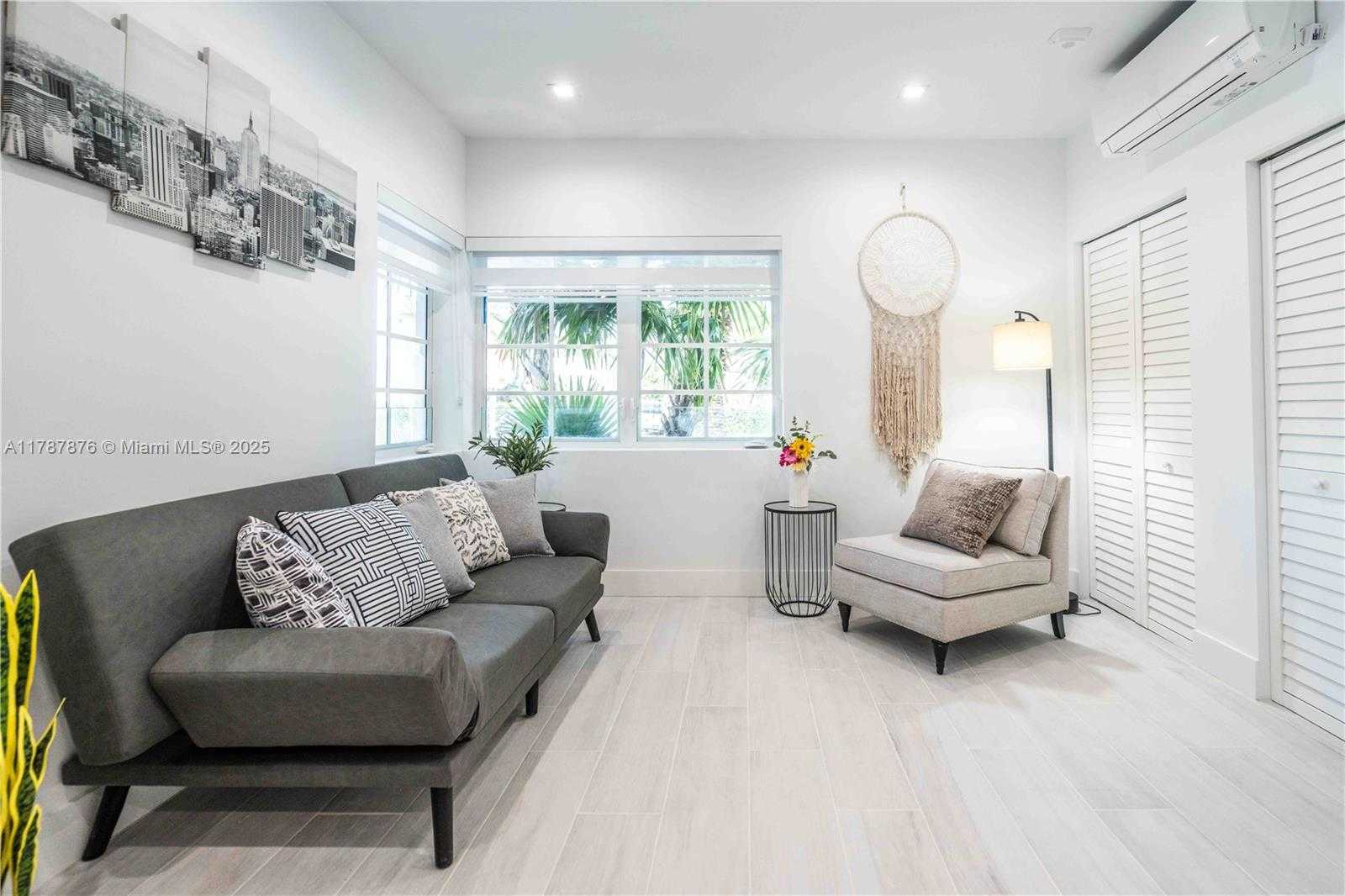 Small Image of 960 JEFFERSON AVE, Miami Beach Number 10
