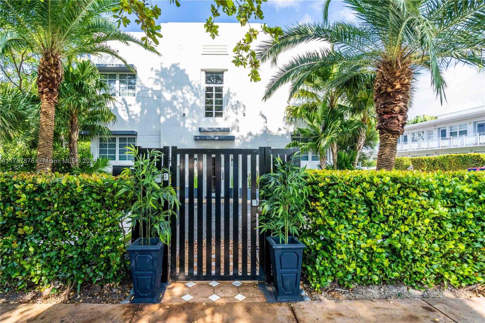 Small Image of 960 JEFFERSON AVE, Miami Beach Number 2
