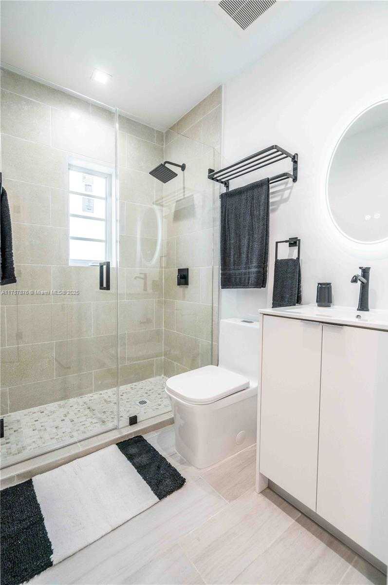 Small Image of 960 JEFFERSON AVE, Miami Beach Number 27