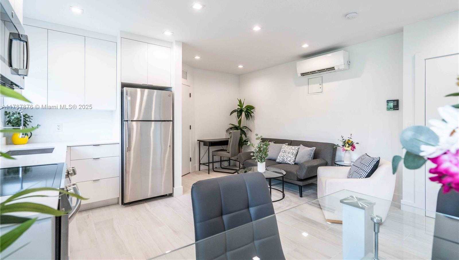 Small Image of 960 JEFFERSON AVE, Miami Beach Number 29