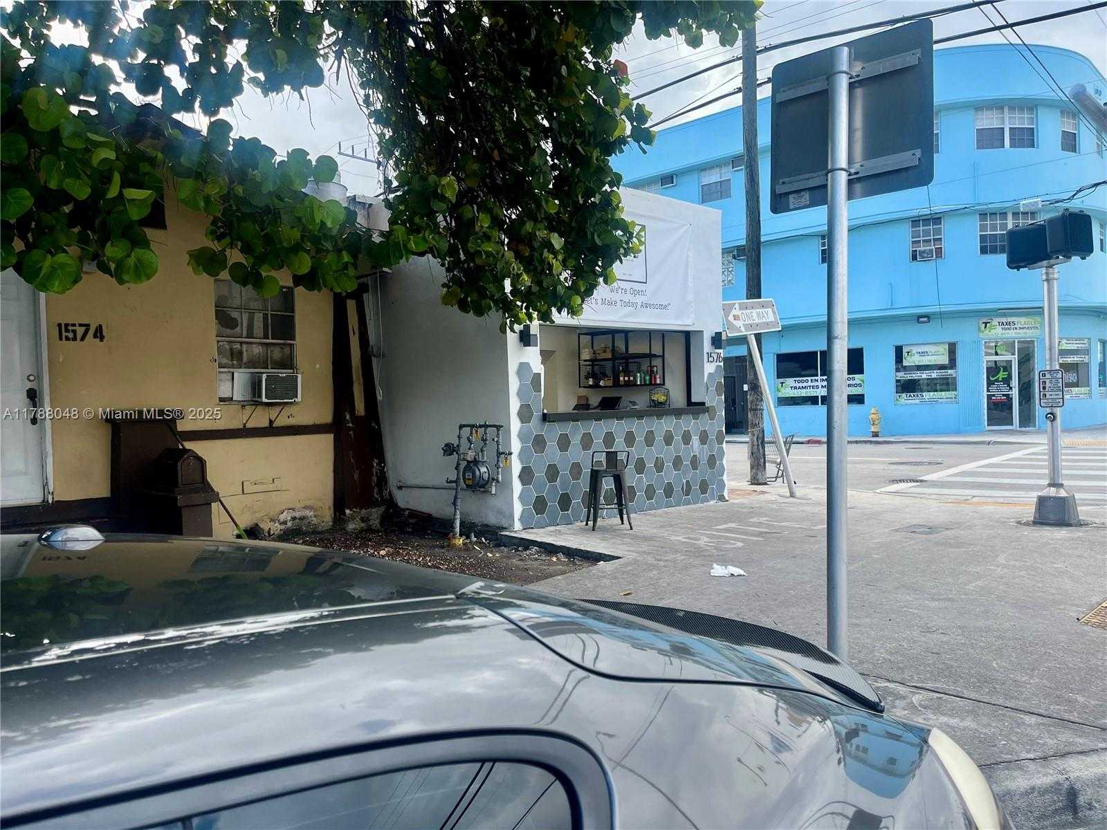 Small Image of 1574 SOUTH WEST 1ST ST, Miami Number 4