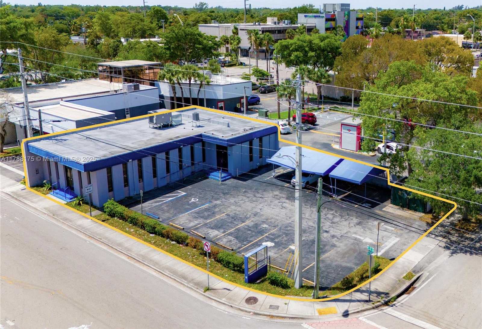 Small Image of 16350 NORTH EAST 12TH AVE, North Miami Beach Number 15