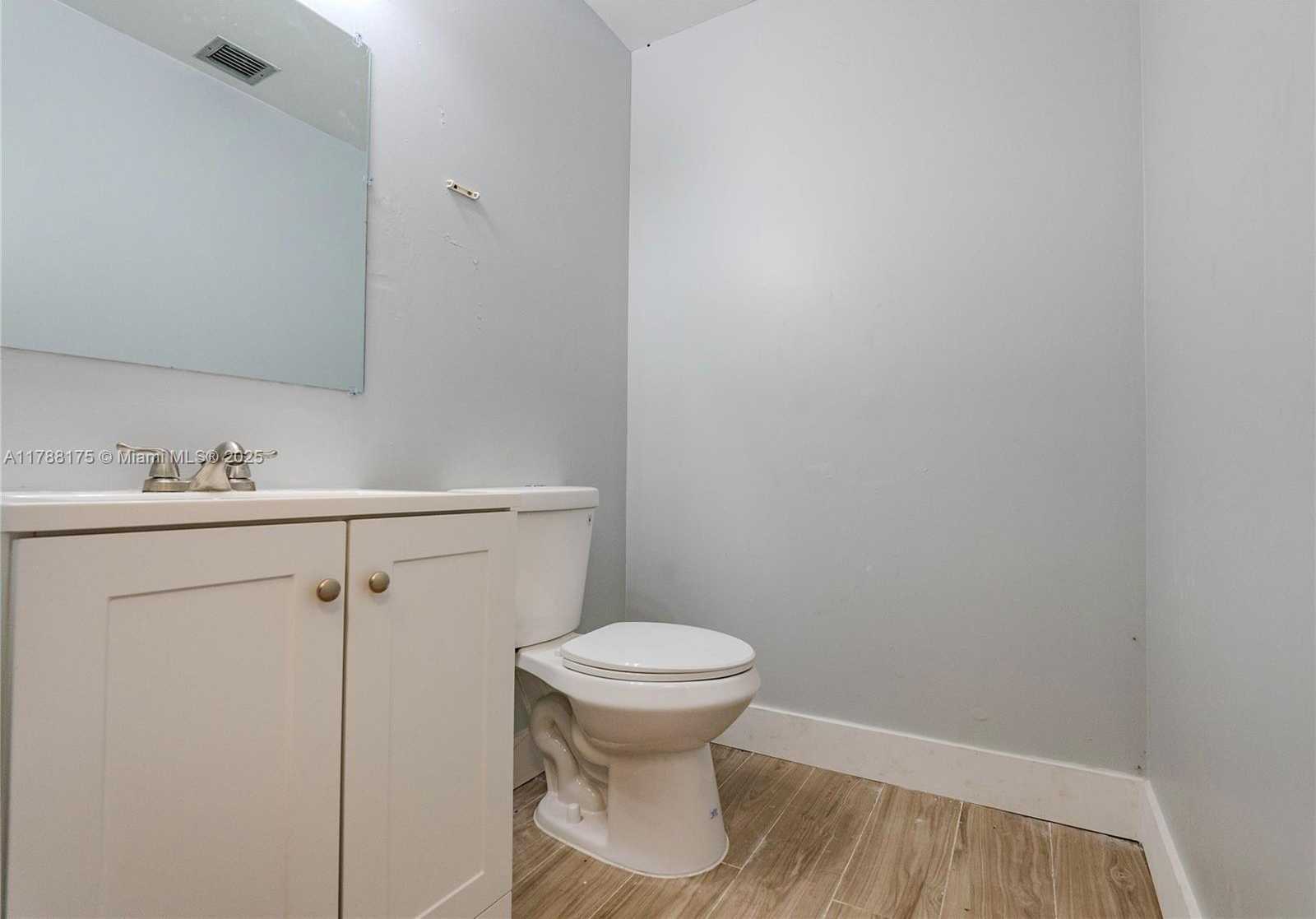 Small Image of 16350 NORTH EAST 12TH AVE, North Miami Beach Number 9