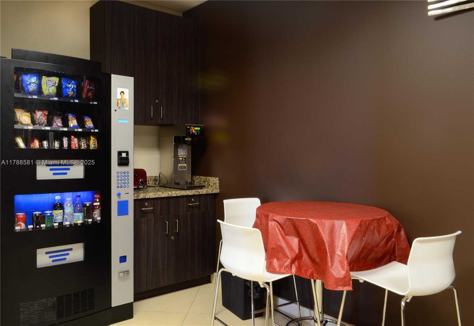 Small Image of 15800 PINES BLVD #311, Pembroke Pines Number 29
