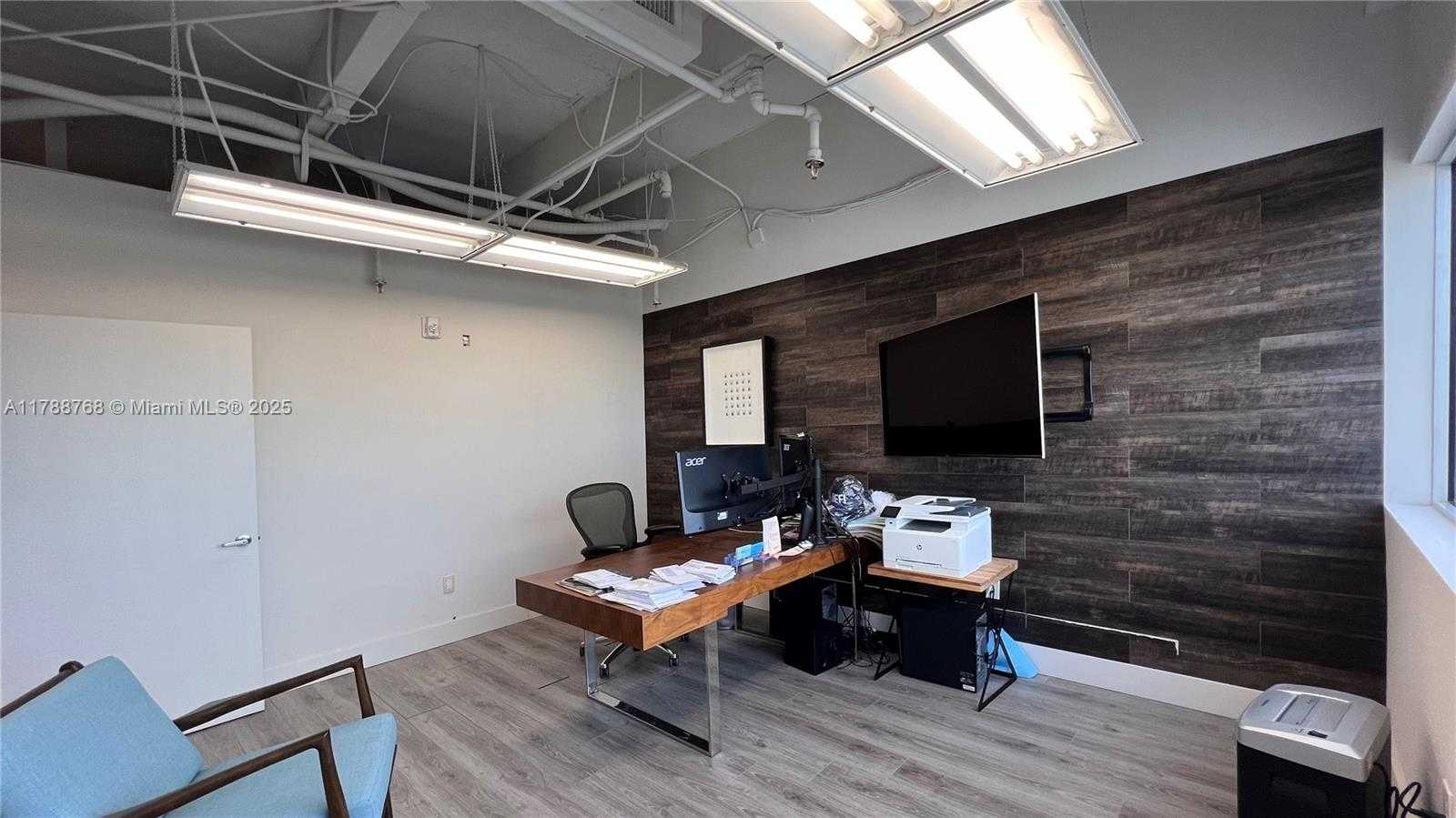 Small Image of 1111 KANE CONCOURSE, Bay Harbor Islands Number 12