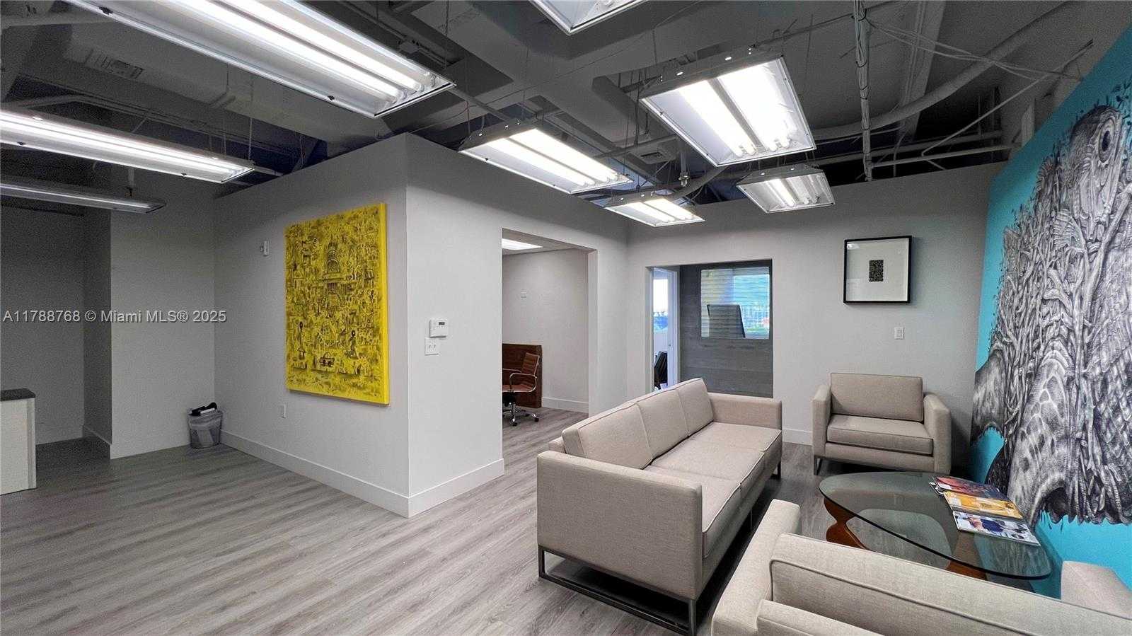 Small Image of 1111 KANE CONCOURSE, Bay Harbor Islands Number 4