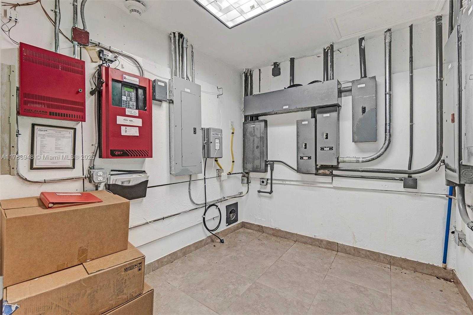 Small Image of Miami Gardens Number 13