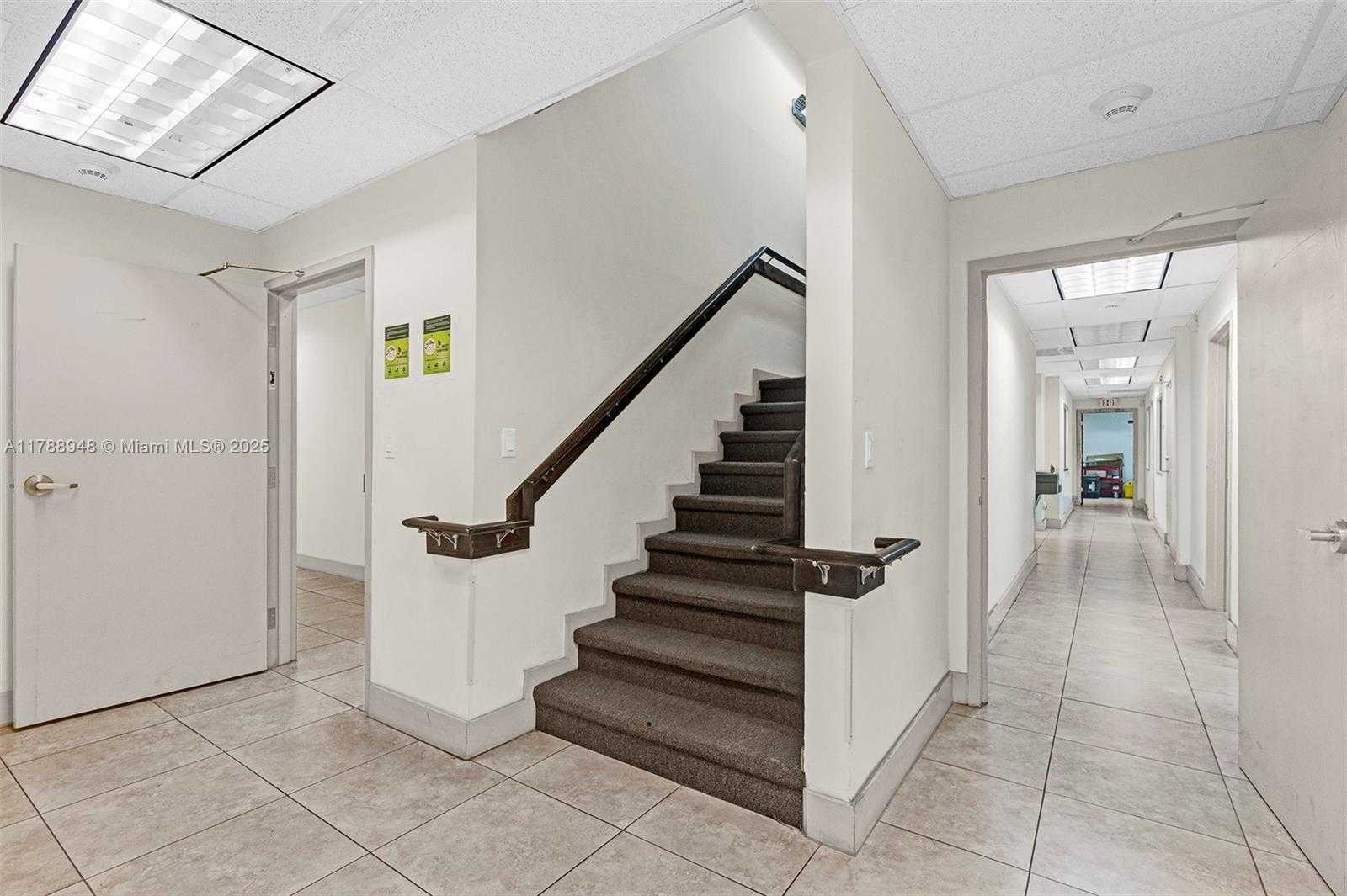 Small Image of Miami Gardens Number 15