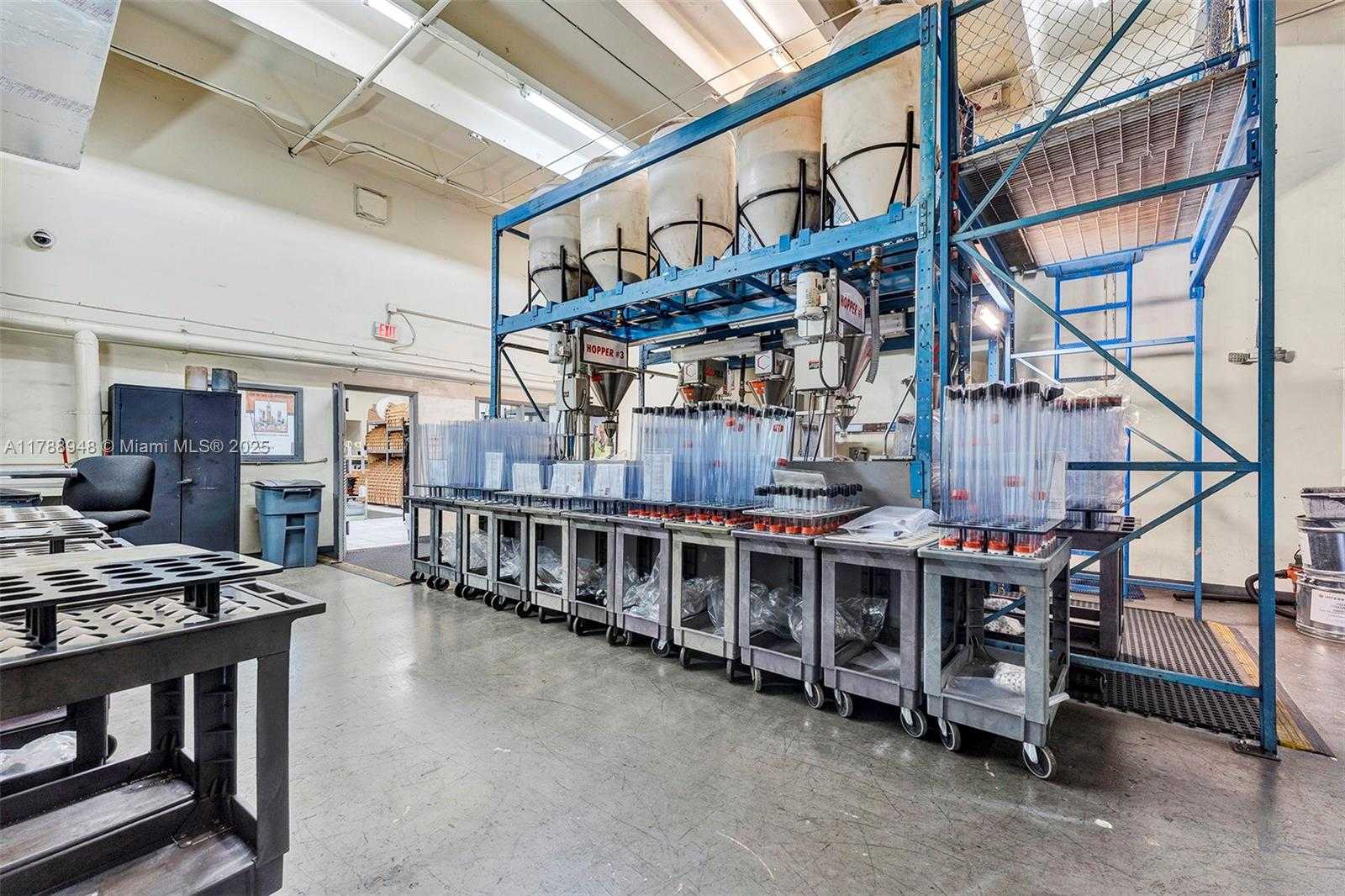 Small Image of Miami Gardens Number 36