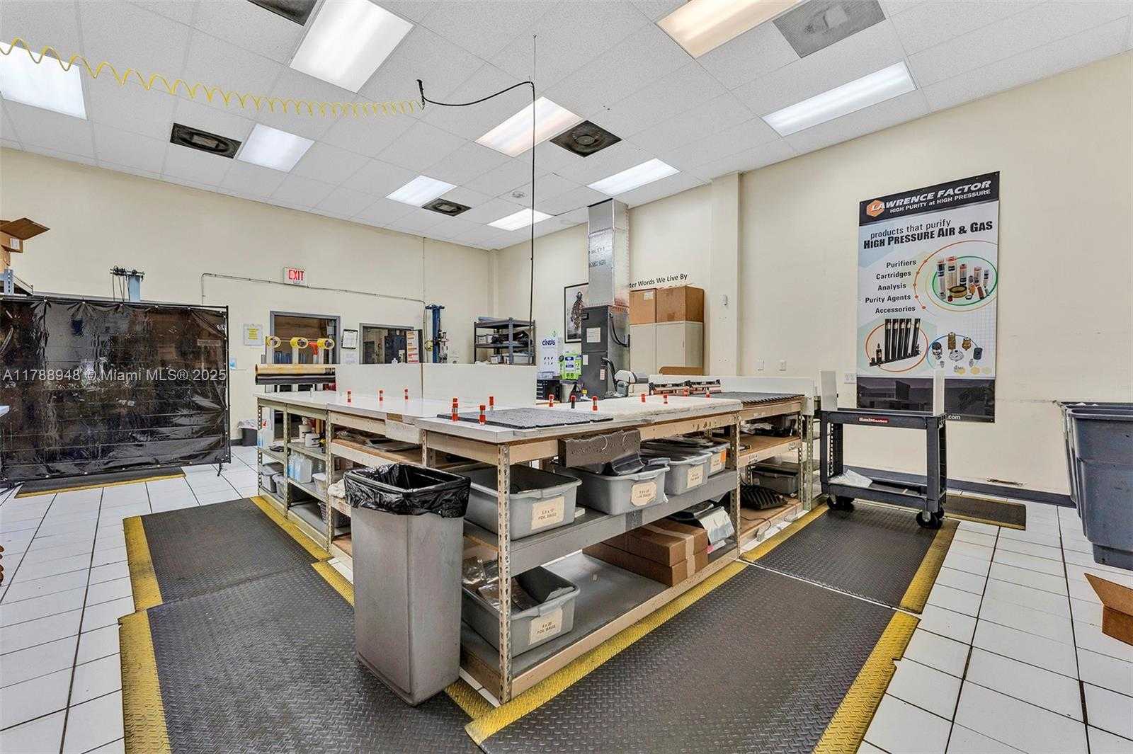 Small Image of Miami Gardens Number 38