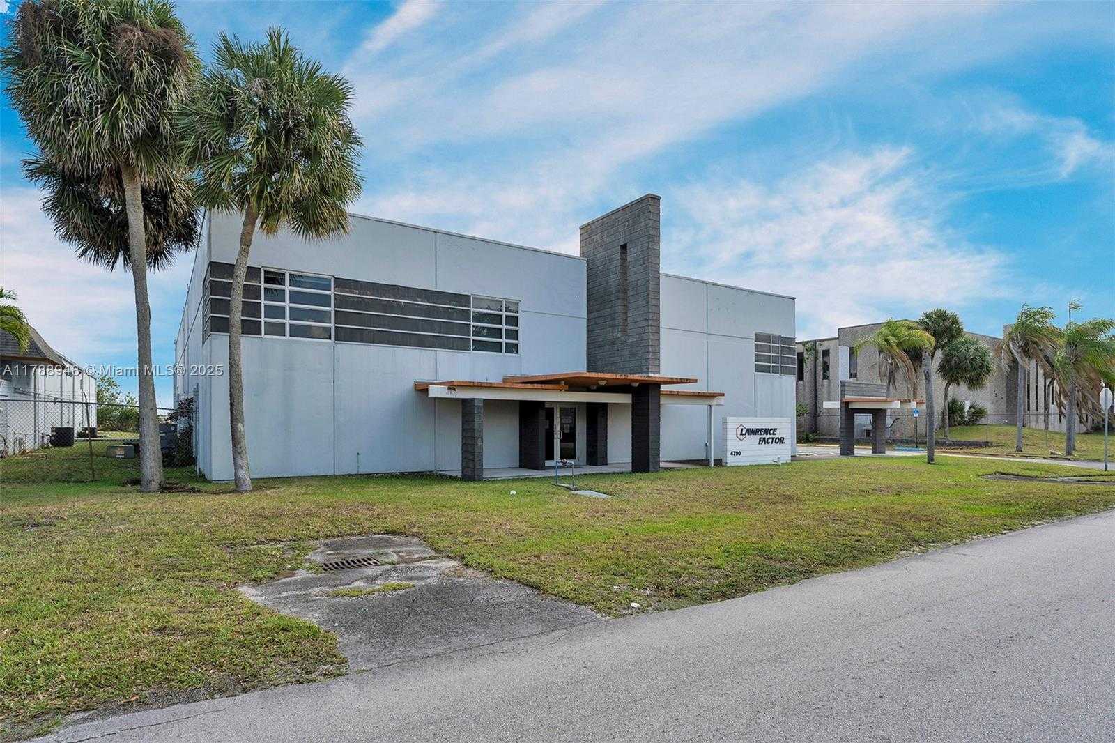 Small Image of Miami Gardens Number 4