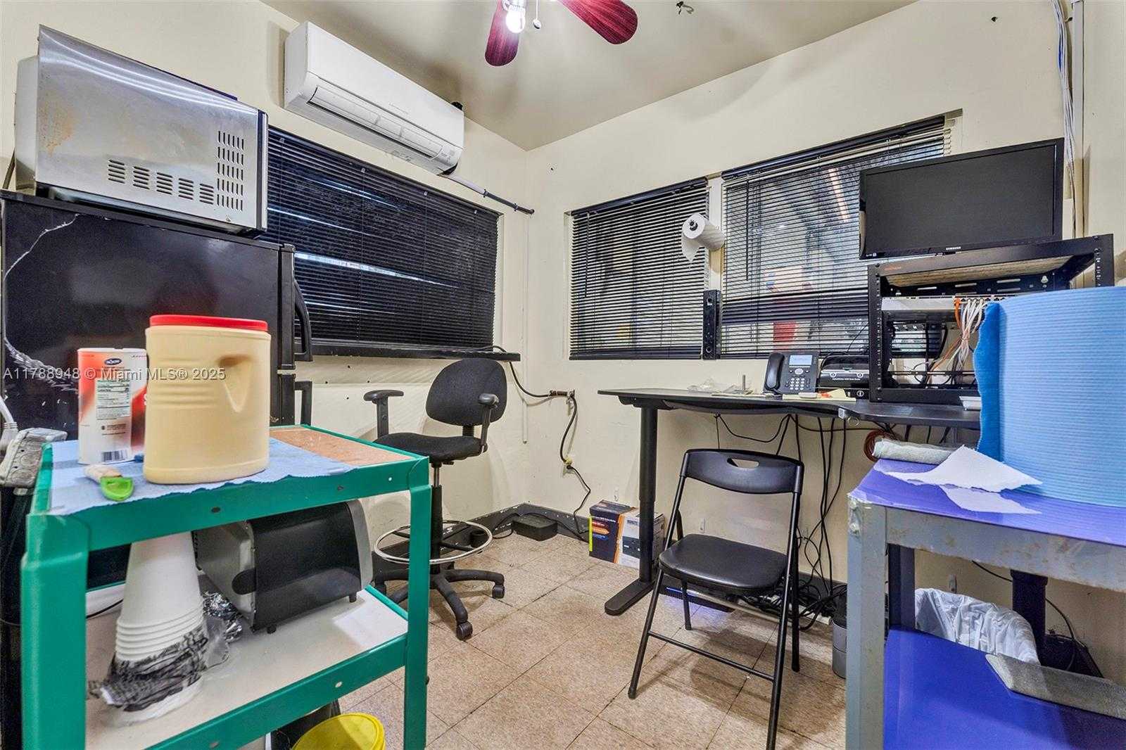 Small Image of Miami Gardens Number 58