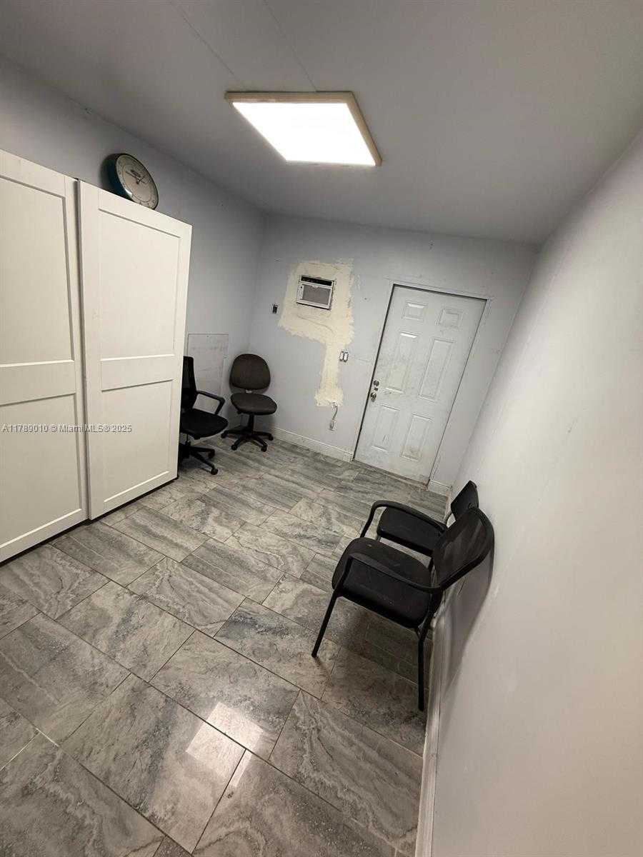 Small Image of 11750 NORTH WEST 25TH STREET #BAY 7, Hialeah Number 4