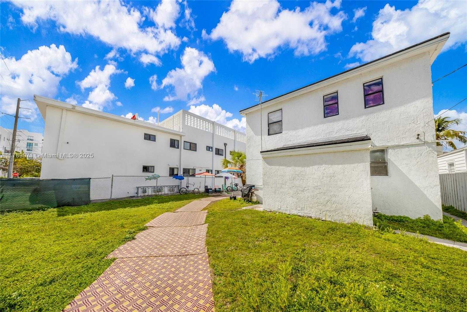 Small Image of 7825 HARDING AVE, Miami Beach Number 7