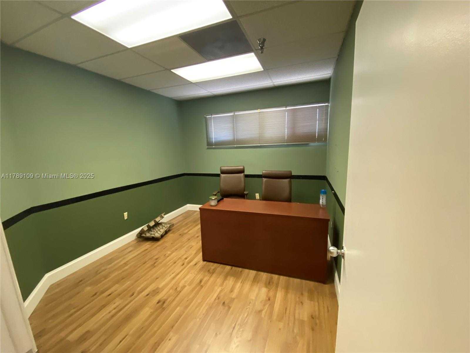 Small Image of 9070 KIMBERLY BLVD #55, Boca Raton Number 5