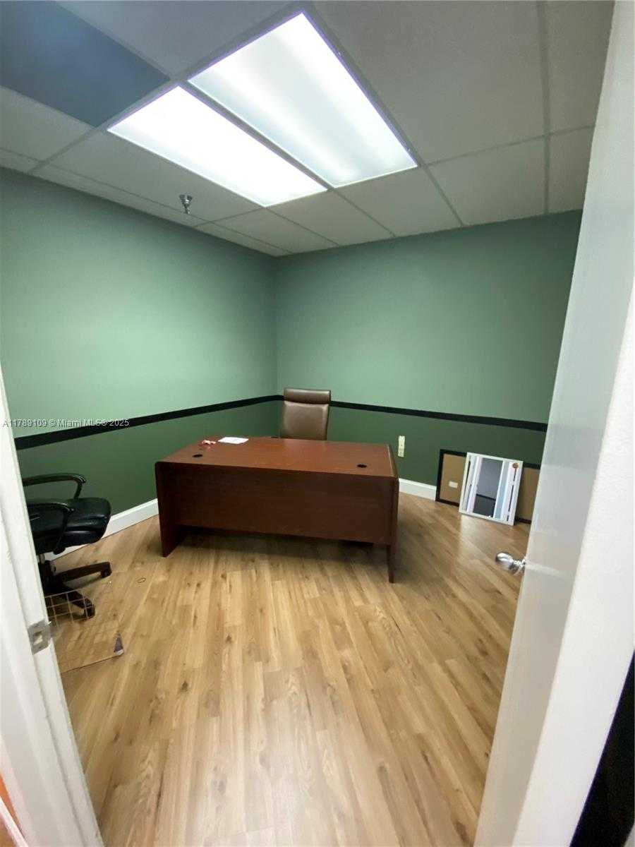 Small Image of 9070 KIMBERLY BLVD #55, Boca Raton Number 6