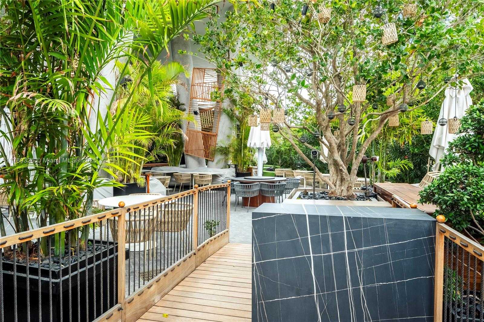 Small Image of 1 COLLINS AVE #CU3, Miami Beach Number 23