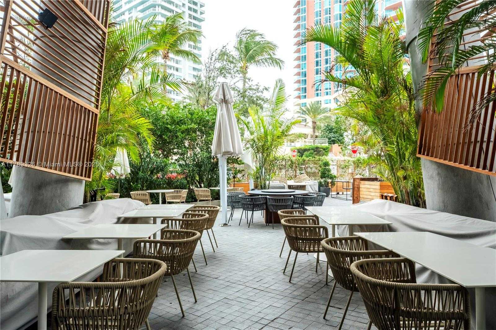 Small Image of 1 COLLINS AVE #CU3, Miami Beach Number 25