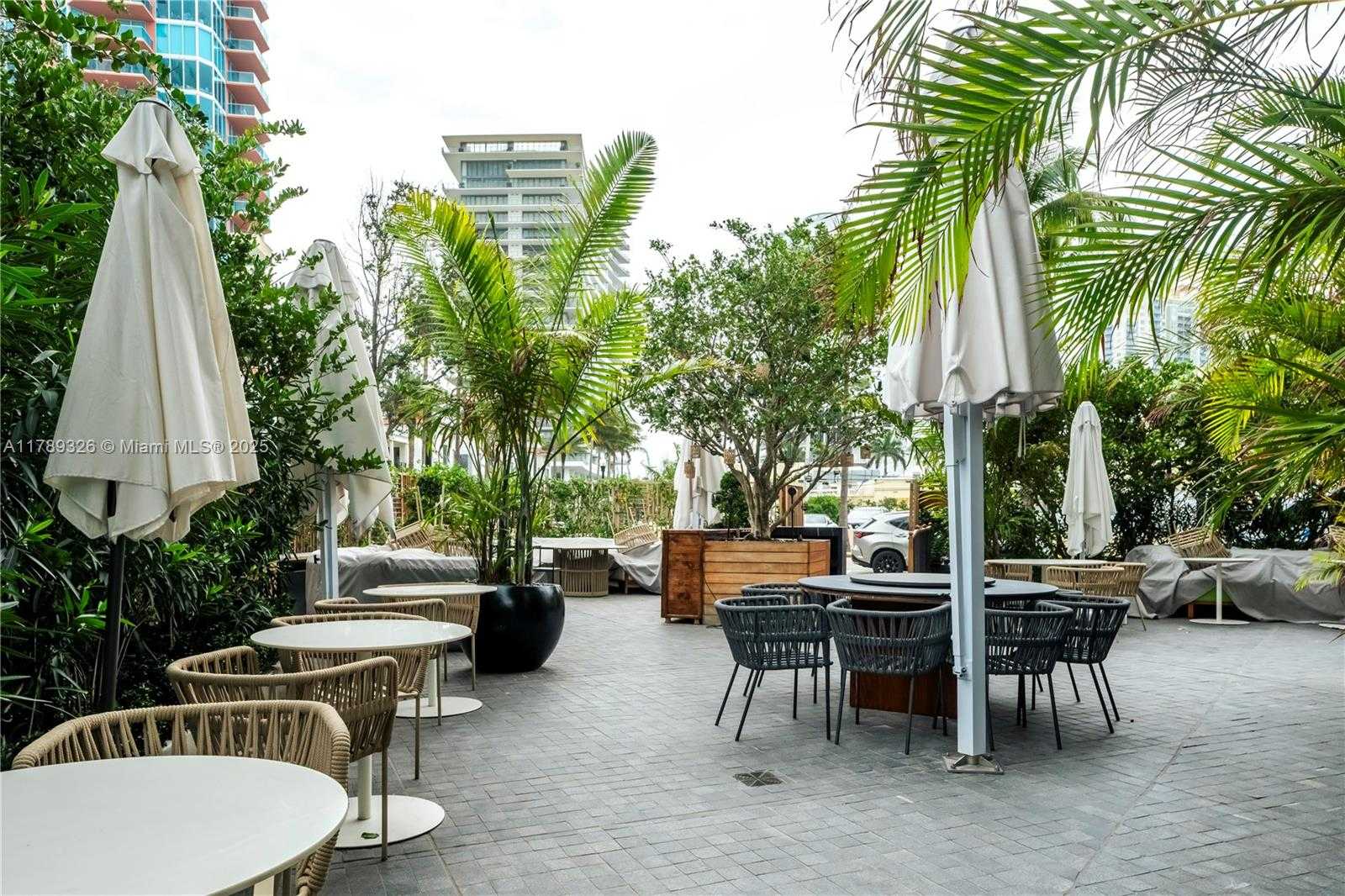 Small Image of 1 COLLINS AVE #CU3, Miami Beach Number 29