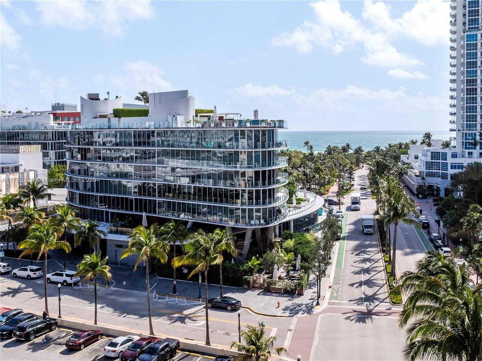 Small Image of 1 COLLINS AVE #CU3, Miami Beach Number 41