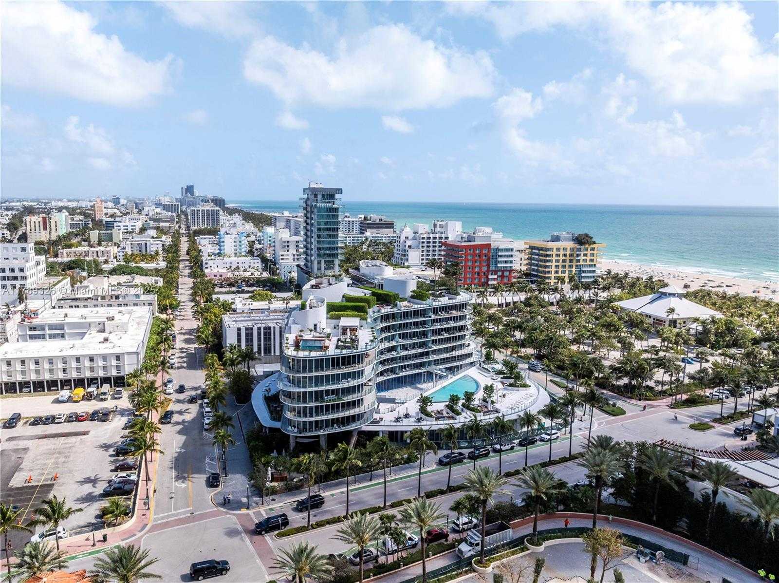 Small Image of 1 COLLINS AVE #CU3, Miami Beach Number 43