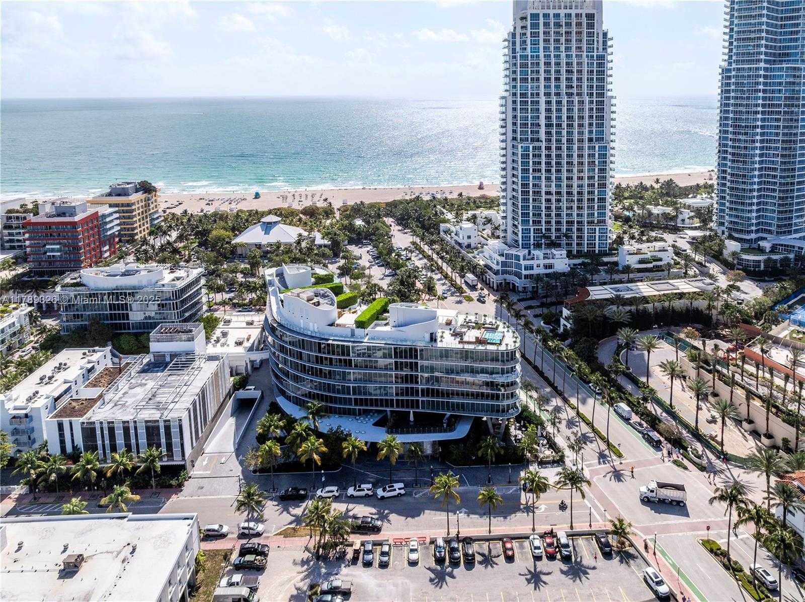 Small Image of 1 COLLINS AVE #CU3, Miami Beach Number 44