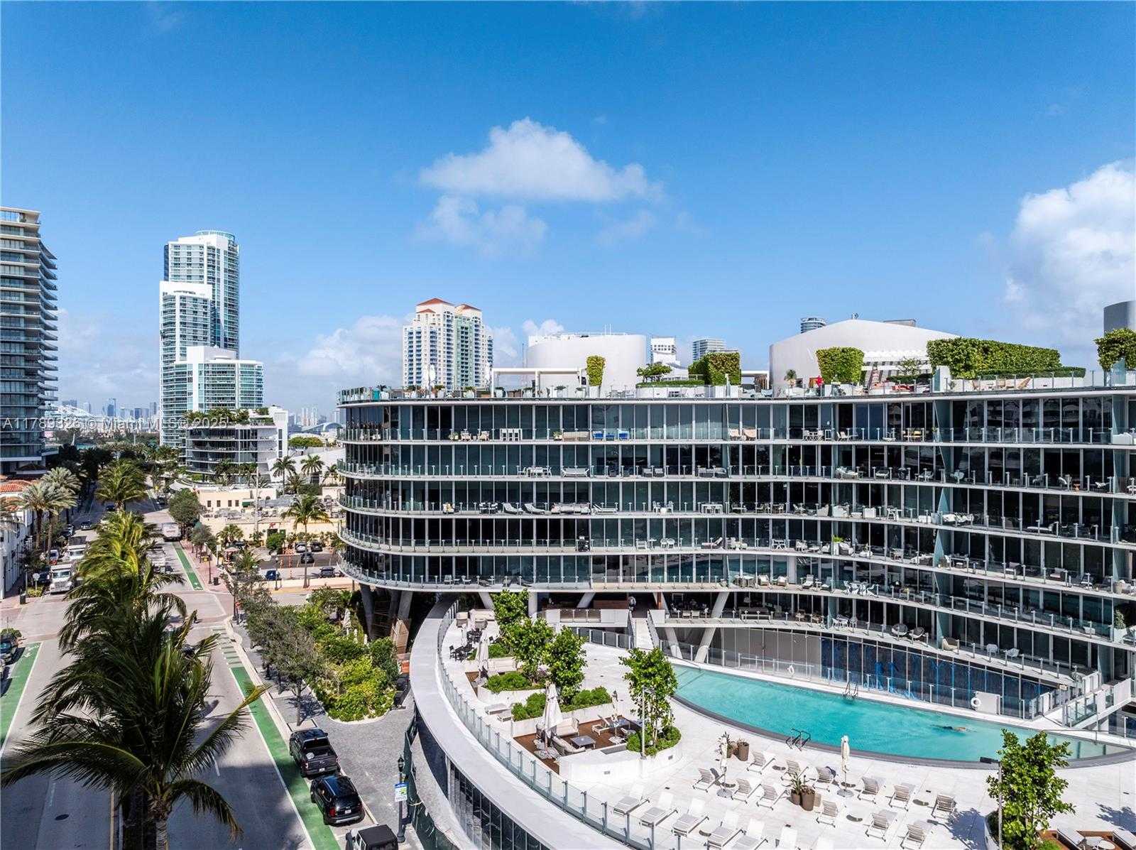 Small Image of 1 COLLINS AVE #CU3, Miami Beach Number 47