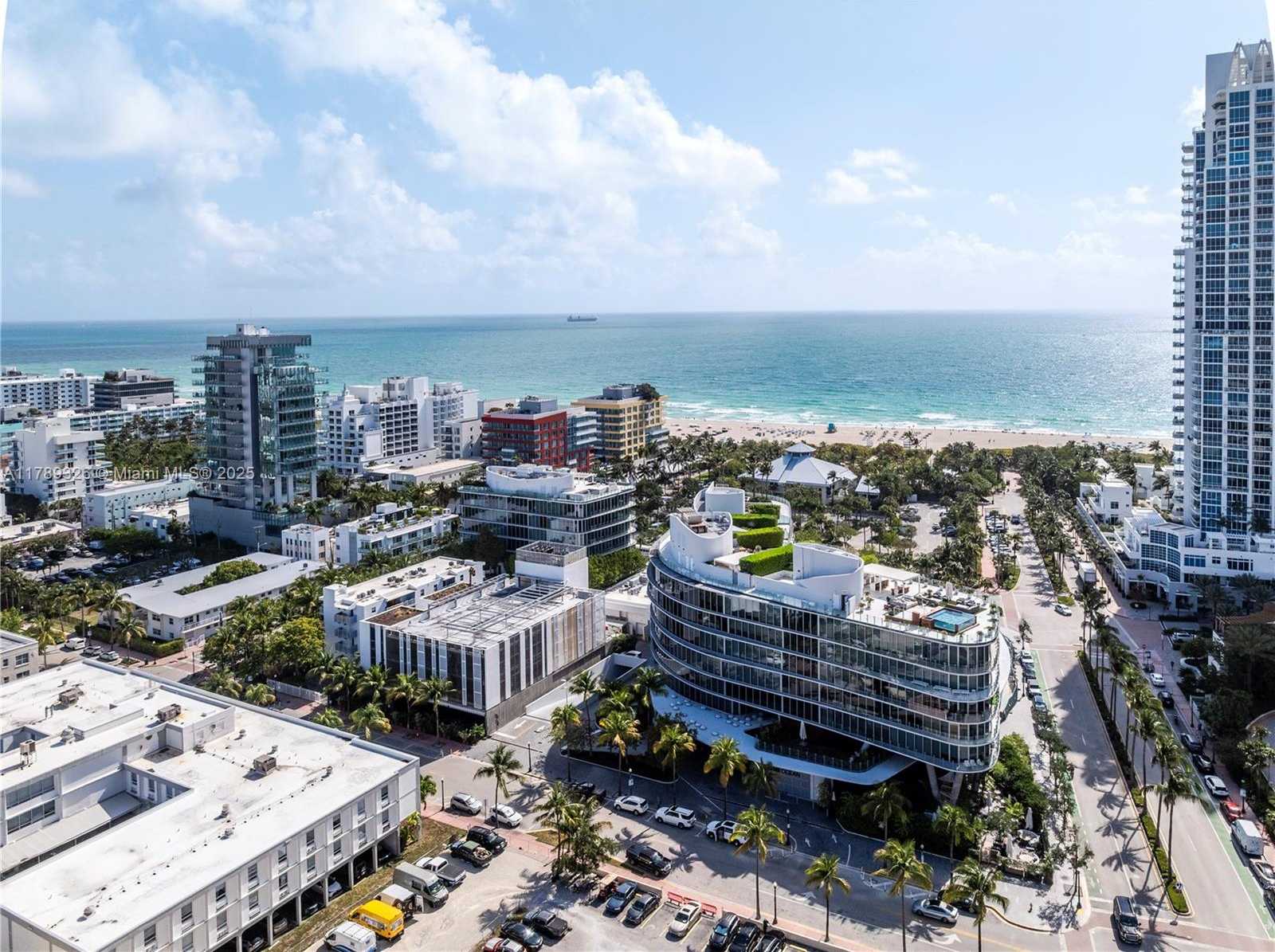 Small Image of 1 COLLINS AVE #CU3, Miami Beach Number 52