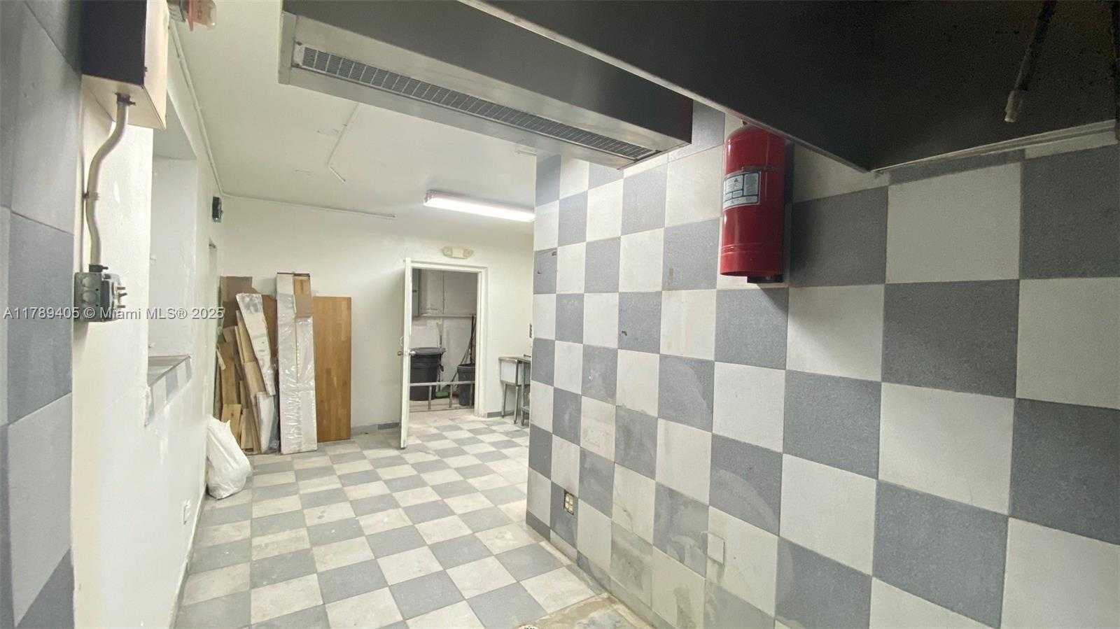 Small Image of 7723 NORTH WEST 27TH AVE, Miami Number 14