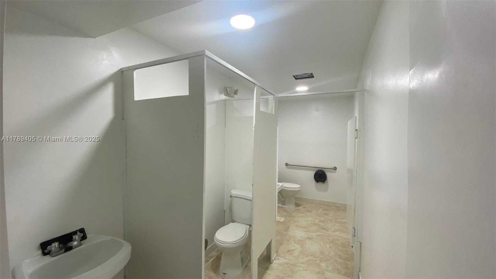 Small Image of 7723 NORTH WEST 27TH AVE, Miami Number 4