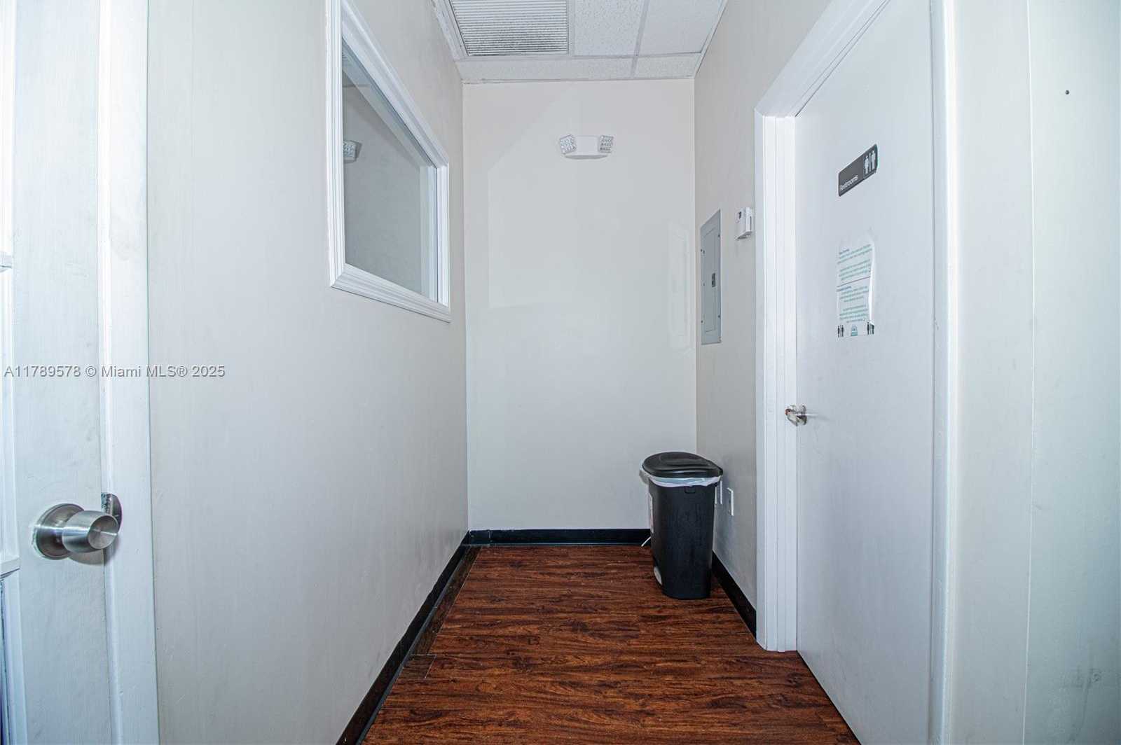 Small Image of 5580 WEST 16TH AVE, Hialeah Number 10