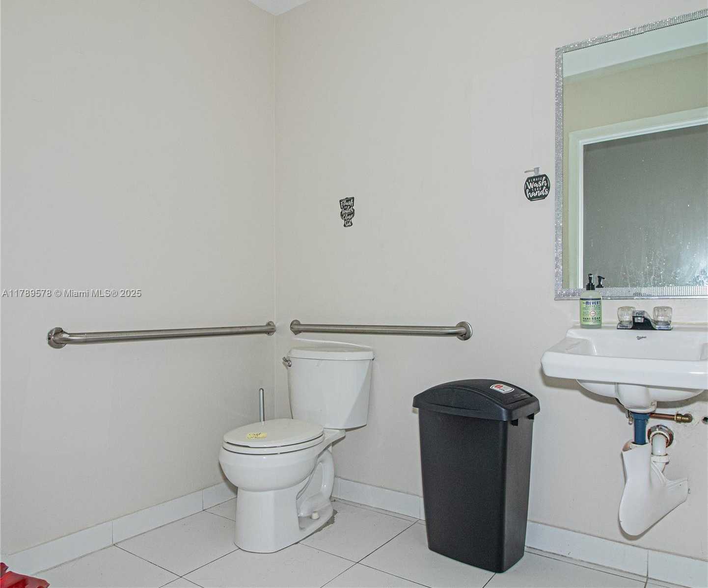 Small Image of 5580 WEST 16TH AVE, Hialeah Number 7