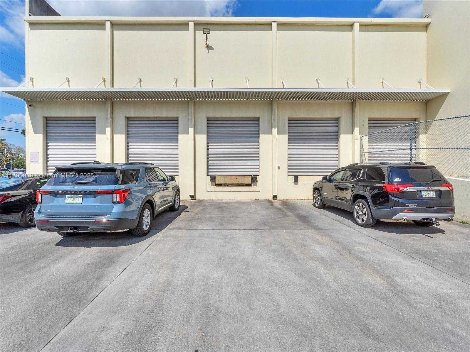 Small Image of 2701 NORTH WEST 107TH AVE, Doral Number 25