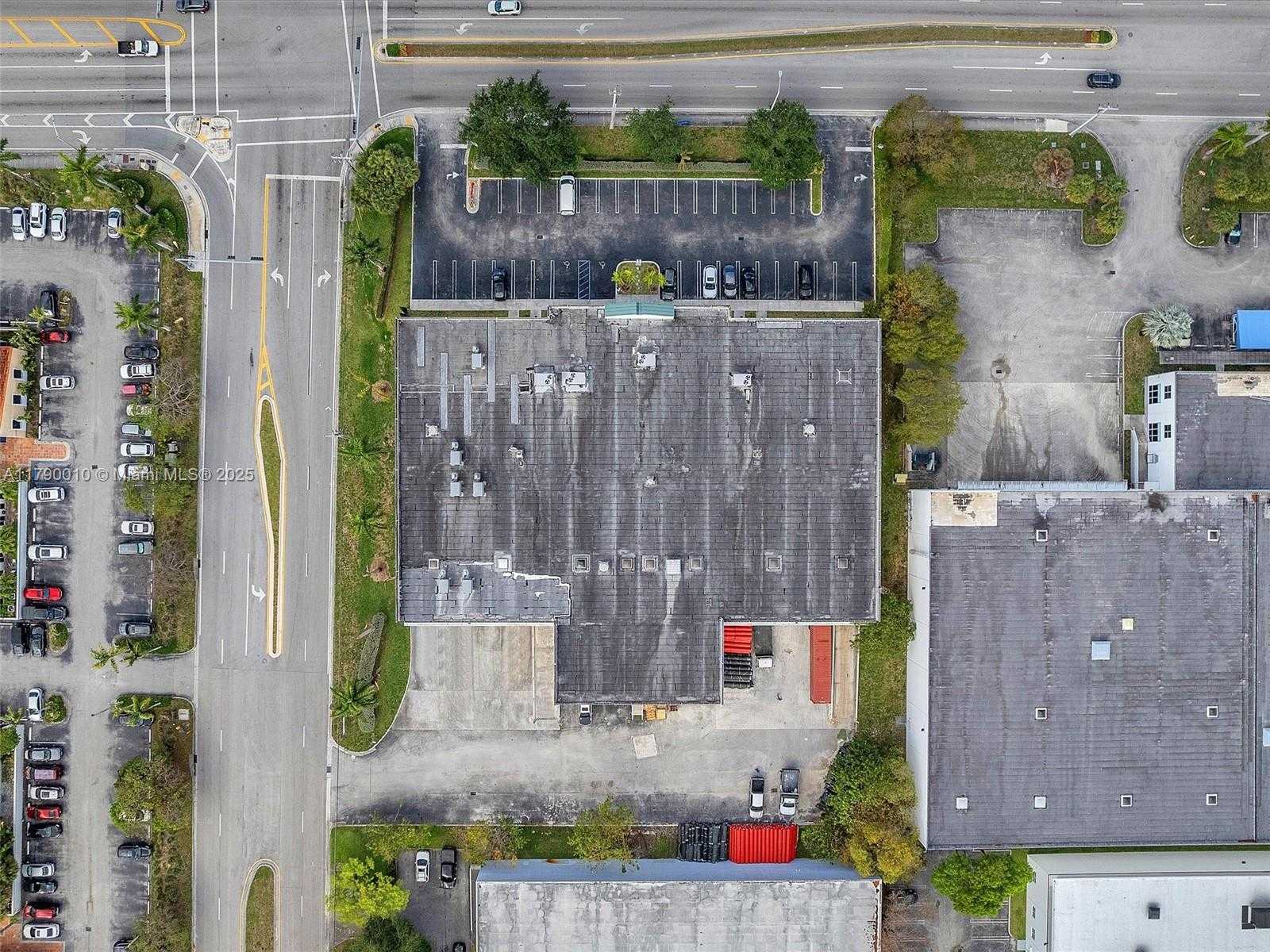 Small Image of 2701 NORTH WEST 107TH AVE, Doral Number 34