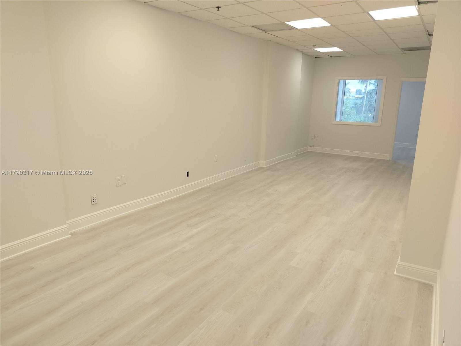 Small Image of 12550 BISCAYNE BLVD #310A or B, North Miami Number 12
