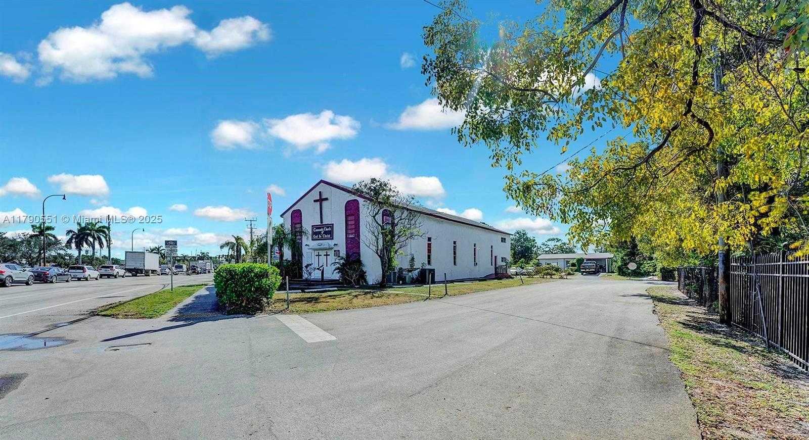 Small Image of 2250 DR MARTIN LUTHER KING JR BLVD, Pompano Beach Number 9